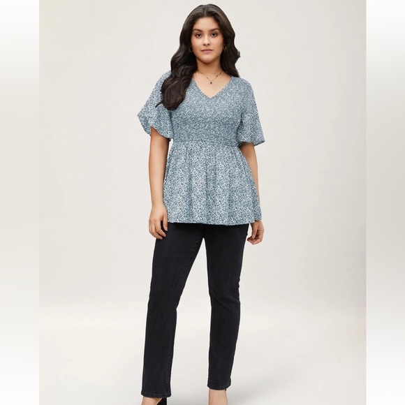 BloomChic Plus Size XL Ditsy Floral Shirred Ruffle Sleeve Elastic Waist Blouse - Picture 4 of 5